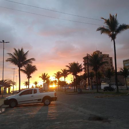 Casa Inteira Para Temporada - Mongaguá Kültér fotó